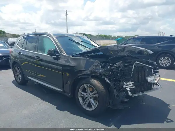 5UXTR7C56KLR51693 2019 BMW X3 - Image 1