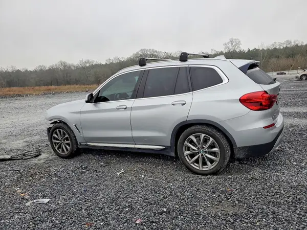 5UXTR7C56KLR52178 2019 BMW X3 - Image 2