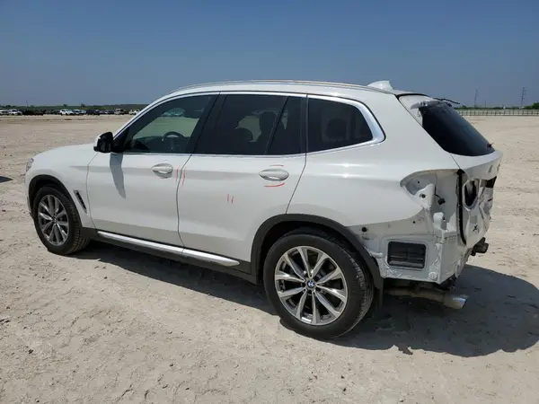 5UXTR7C57KLE97733 2019 BMW X3 - Image 2
