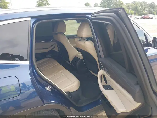 5UXTR7C57KLF28740 2019 BMW X3 - Image 8