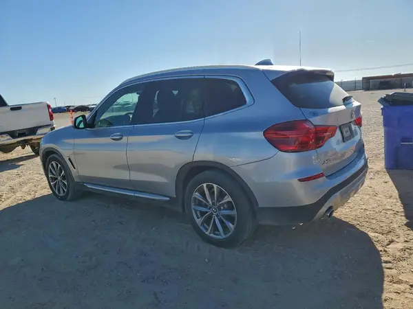 5UXTR7C57KLF33985 2019 BMW X3 - Image 2