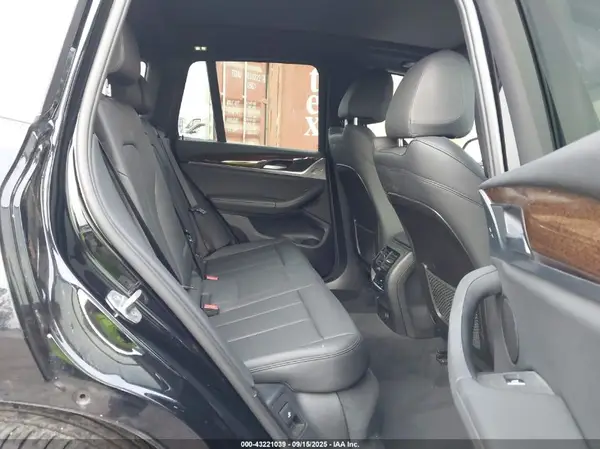 5UXTR7C57KLF35042 2019 BMW X3 - Image 8