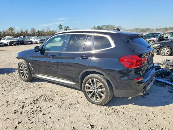 5UXTR7C57KLF37373 2019 BMW X3 - Image 2