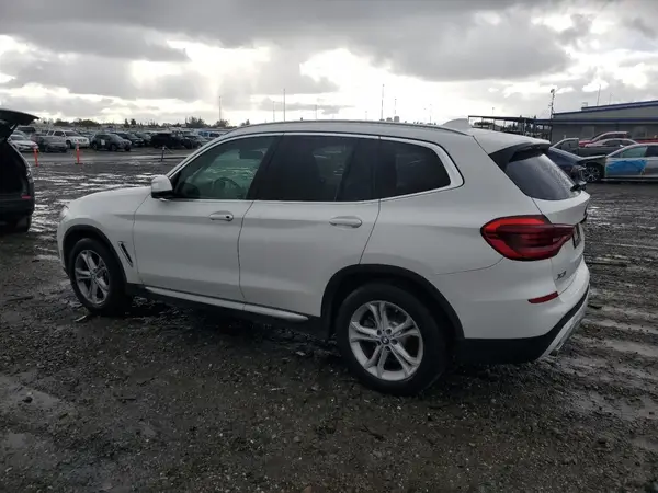 5UXTR7C57KLR39732 2019 BMW X3 - Image 2