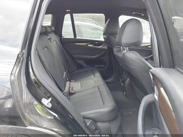 5UXTR7C57KLR39925 2019 BMW X3 - Image 8