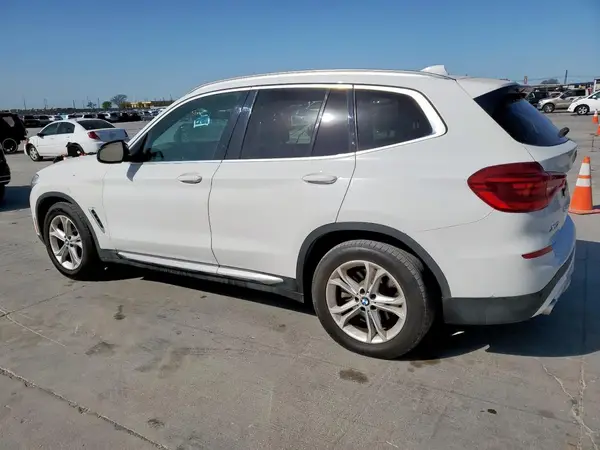 5UXTR7C57KLR43683 2019 BMW X3 - Image 2