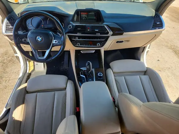 5UXTR7C57KLR45630 2019 BMW X3 - Image 8