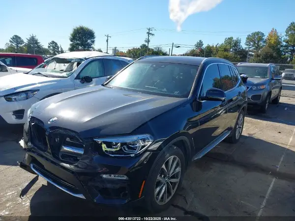 5UXTR7C57KLR48821 2019 BMW X3 - Image 2