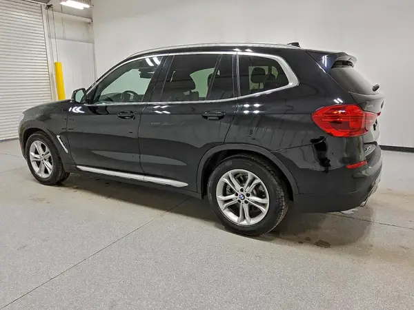 5UXTR7C57KLR49385 2019 BMW X3 - Image 2