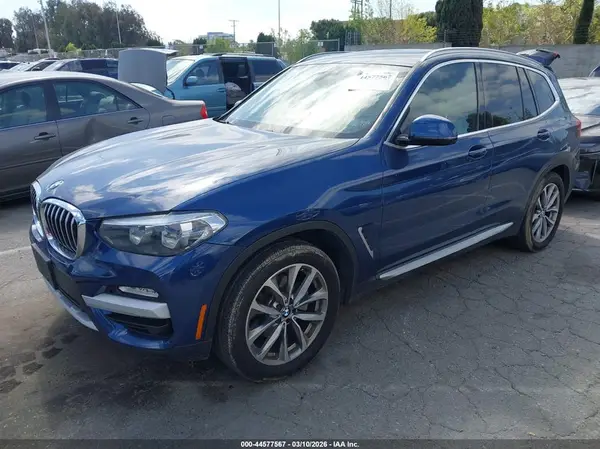 5UXTR7C57KLR50486 2019 BMW X3 - Image 2