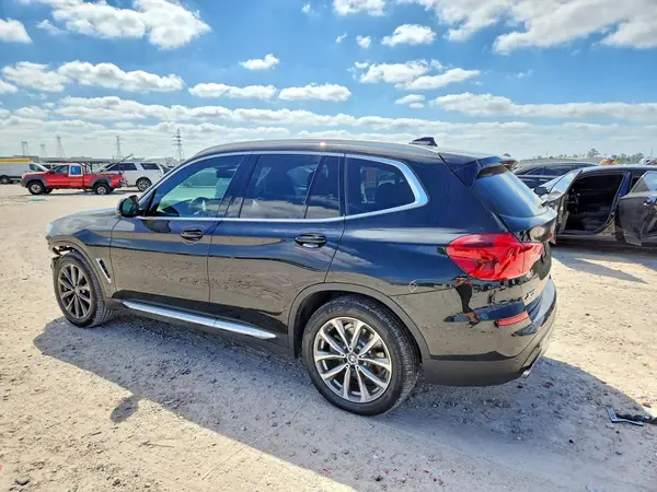 5UXTR7C57KLR51900 2019 BMW X3 - Image 2