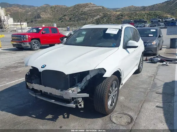 5UXTR7C58KLE93867 2019 BMW X3 - Image 2