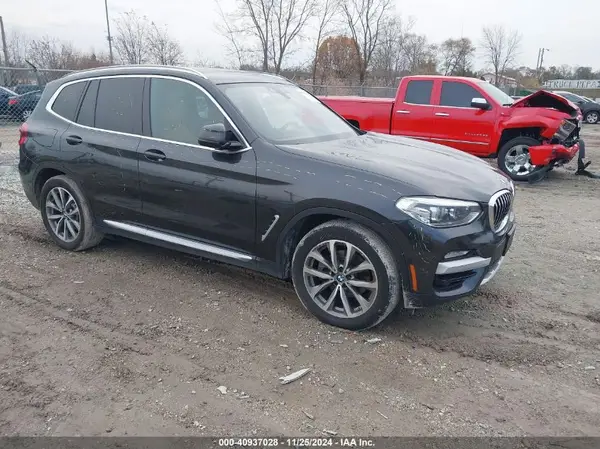 5UXTR7C58KLE94176 2019 BMW X3 - Image 1