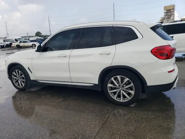 5UXTR7C58KLE96168 2019 BMW X3 - Image 2