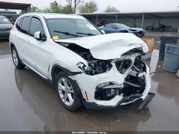 5UXTR7C58KLE96350 2019 BMW X3 - Image 1