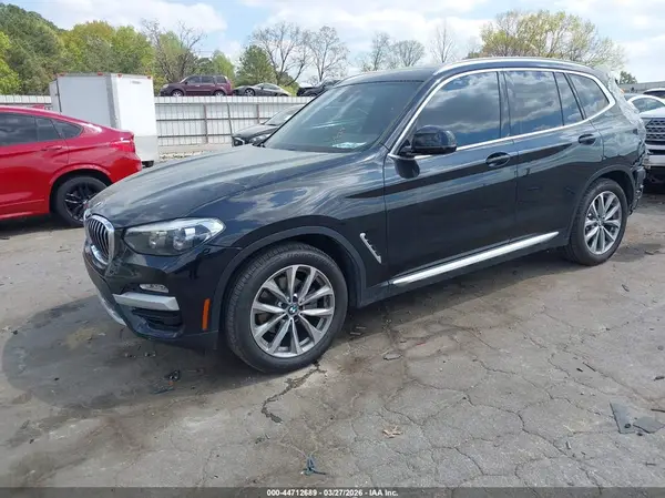 5UXTR7C58KLE96929 2019 BMW X3 - Image 2