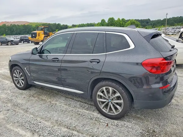 5UXTR7C58KLE98986 2019 BMW X3 - Image 2