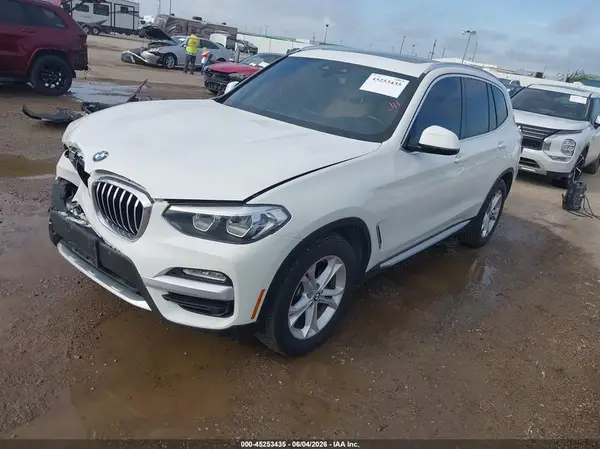5UXTR7C58KLF28598 2019 BMW X3 - Image 2