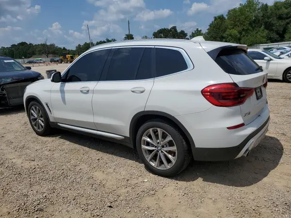 5UXTR7C58KLF28827 2019 BMW X3 - Image 2