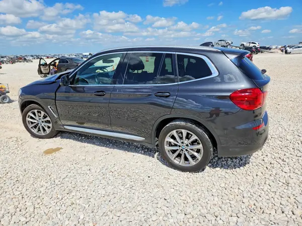 5UXTR7C58KLF28908 2019 BMW X3 - Image 2