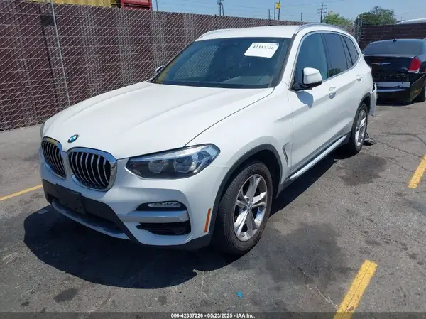 5UXTR7C58KLF28956 2019 BMW X3 - Image 2