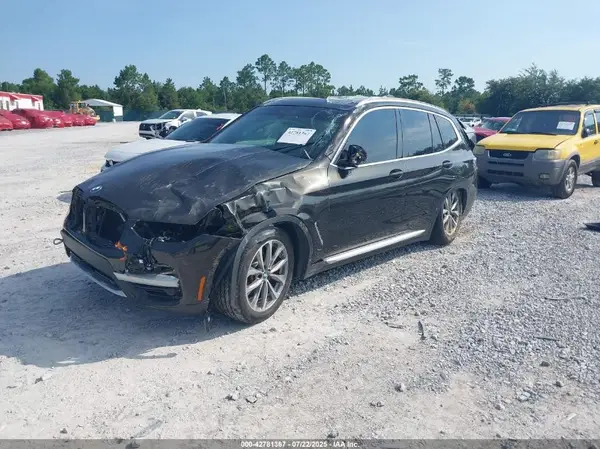 5UXTR7C58KLF29525 2019 BMW X3 - Image 2