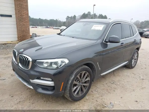 5UXTR7C58KLF29895 2019 BMW X3 - Image 2