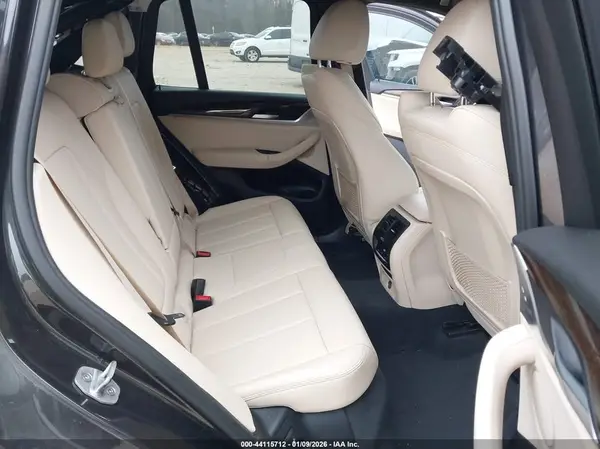 5UXTR7C58KLF29895 2019 BMW X3 - Image 8