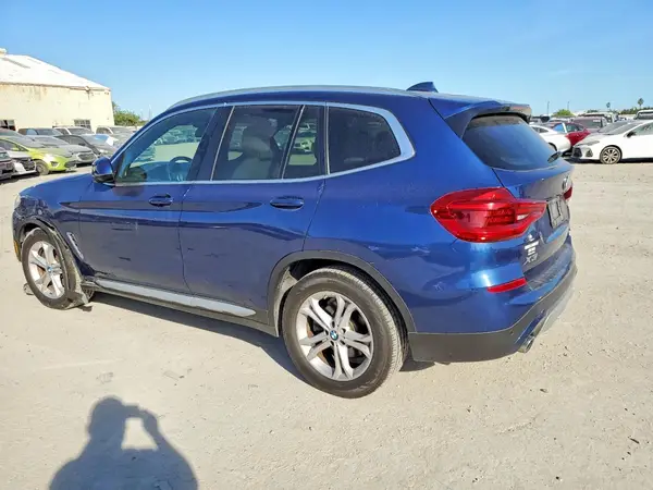 5UXTR7C58KLF30593 2019 BMW X3 - Image 2