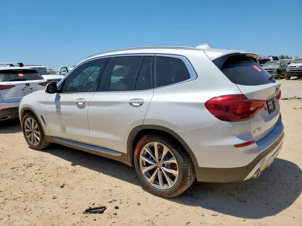 5UXTR7C58KLF30710 2019 BMW X3 - Image 2