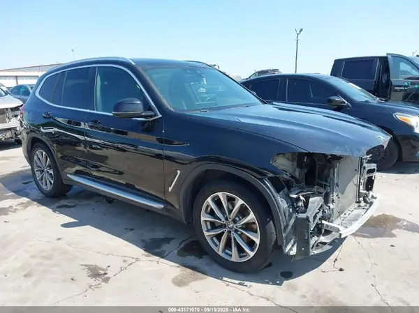 5UXTR7C58KLF30884 2019 BMW X3 - Image 1