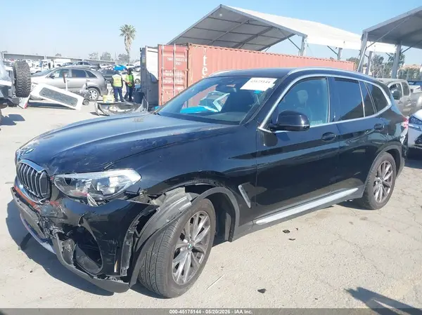 5UXTR7C58KLF32490 2019 BMW X3 - Image 2