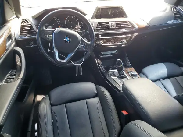 5UXTR7C58KLF34398 2019 BMW X3 - Image 8