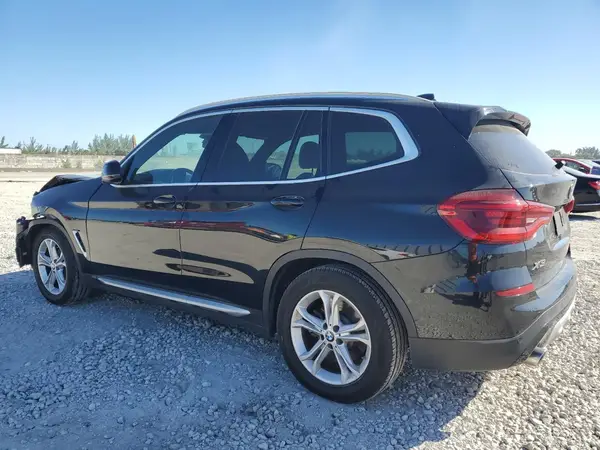 5UXTR7C58KLF36507 2019 BMW X3 - Image 2