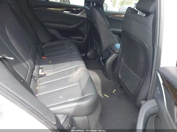 5UXTR7C58KLR43840 2019 BMW X3 - Image 8