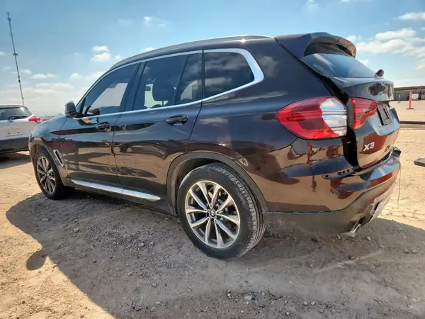 5UXTR7C58KLR45622 2019 BMW X3 - Image 2