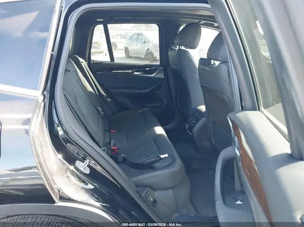 5UXTR7C58KLR45880 2019 BMW X3 - Image 8