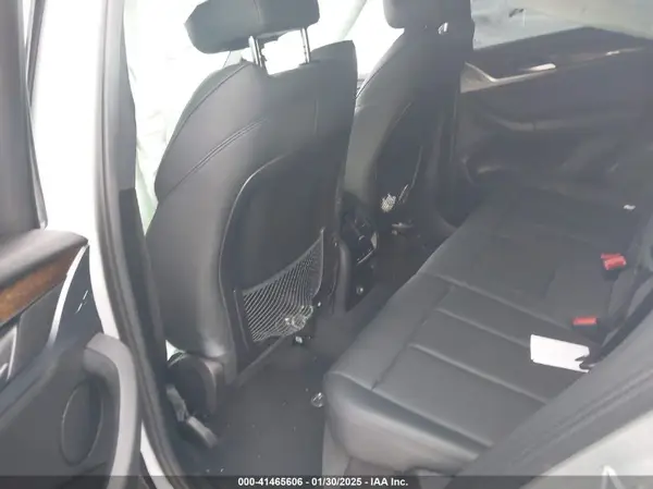 5UXTR7C58KLR46687 2019 BMW X3 - Image 8