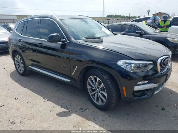 5UXTR7C58KLR49721 2019 BMW X3 - Image 1