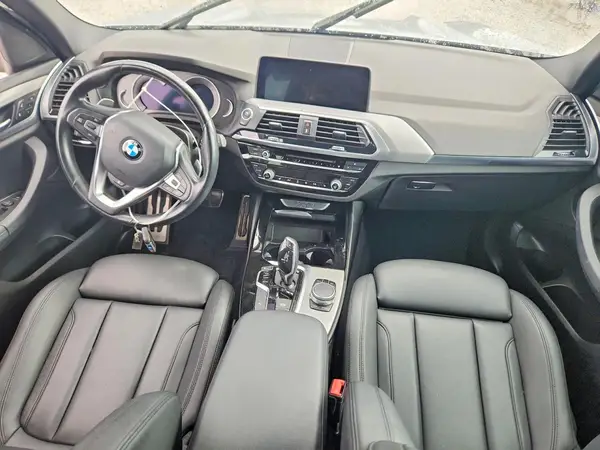 5UXTR7C58KLR52473 2019 BMW X3 - Image 8