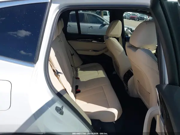 5UXTR7C59KLA48618 2019 BMW X3 - Image 8