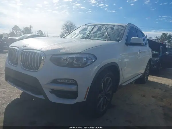 5UXTR7C59KLE93635 2019 BMW X3 - Image 2