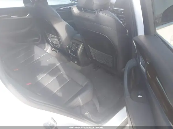 5UXTR7C59KLE93635 2019 BMW X3 - Image 8
