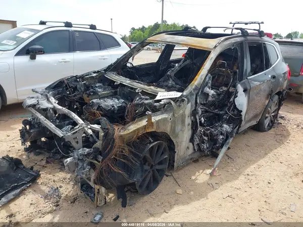 5UXTR7C59KLE94431 2019 BMW X3 - Image 2