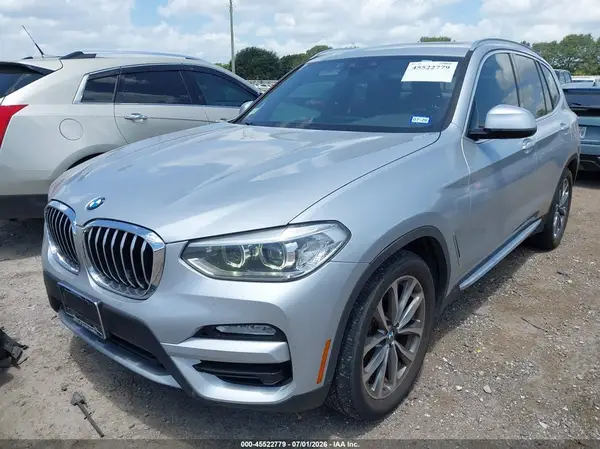 5UXTR7C59KLF24060 2019 BMW X3 - Image 2