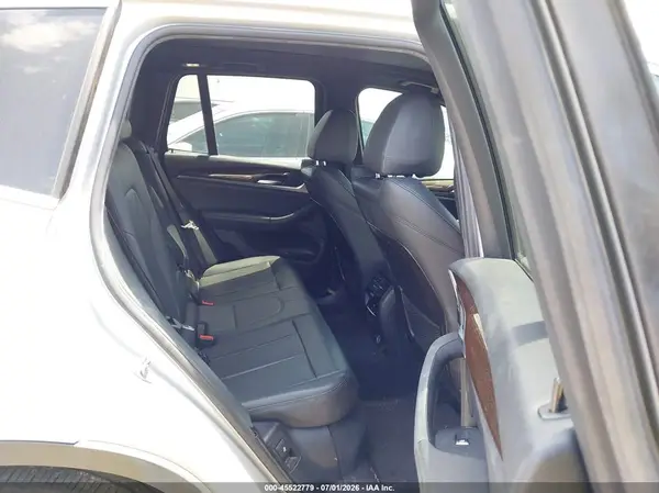 5UXTR7C59KLF24060 2019 BMW X3 - Image 8