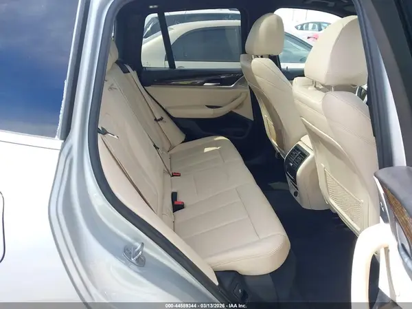 5UXTR7C59KLF24561 2019 BMW X3 - Image 8