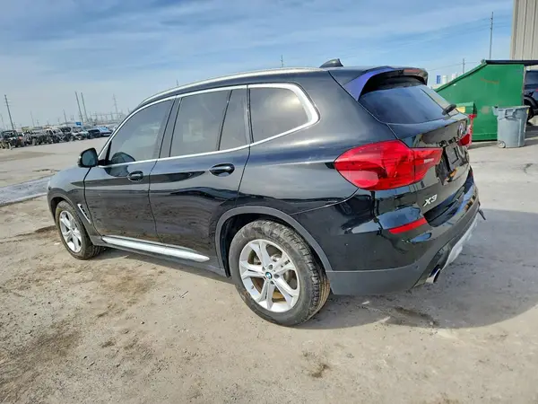 5UXTR7C59KLF24740 2019 BMW X3 - Image 2