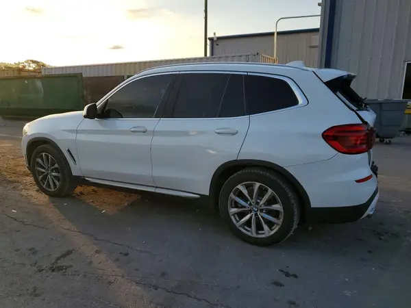 5UXTR7C59KLF25662 2019 BMW X3 - Image 2