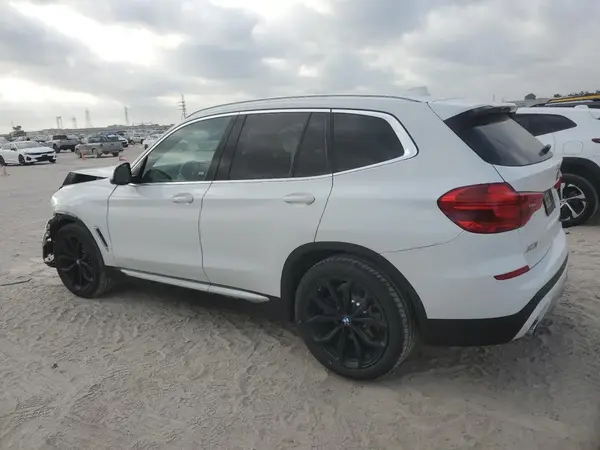 5UXTR7C59KLF25810 2019 BMW X3 - Image 2